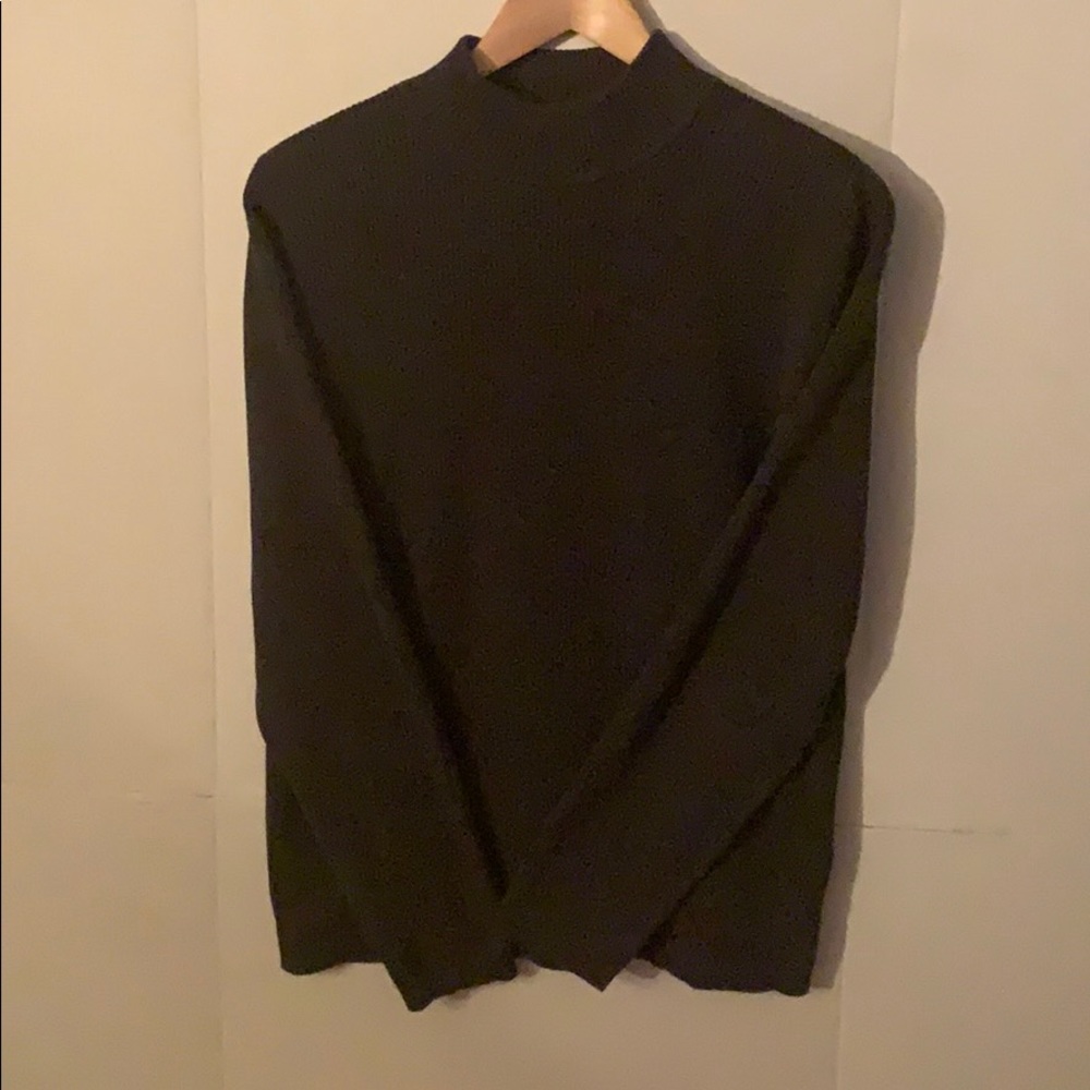 Sweater - Picture 3 of 3